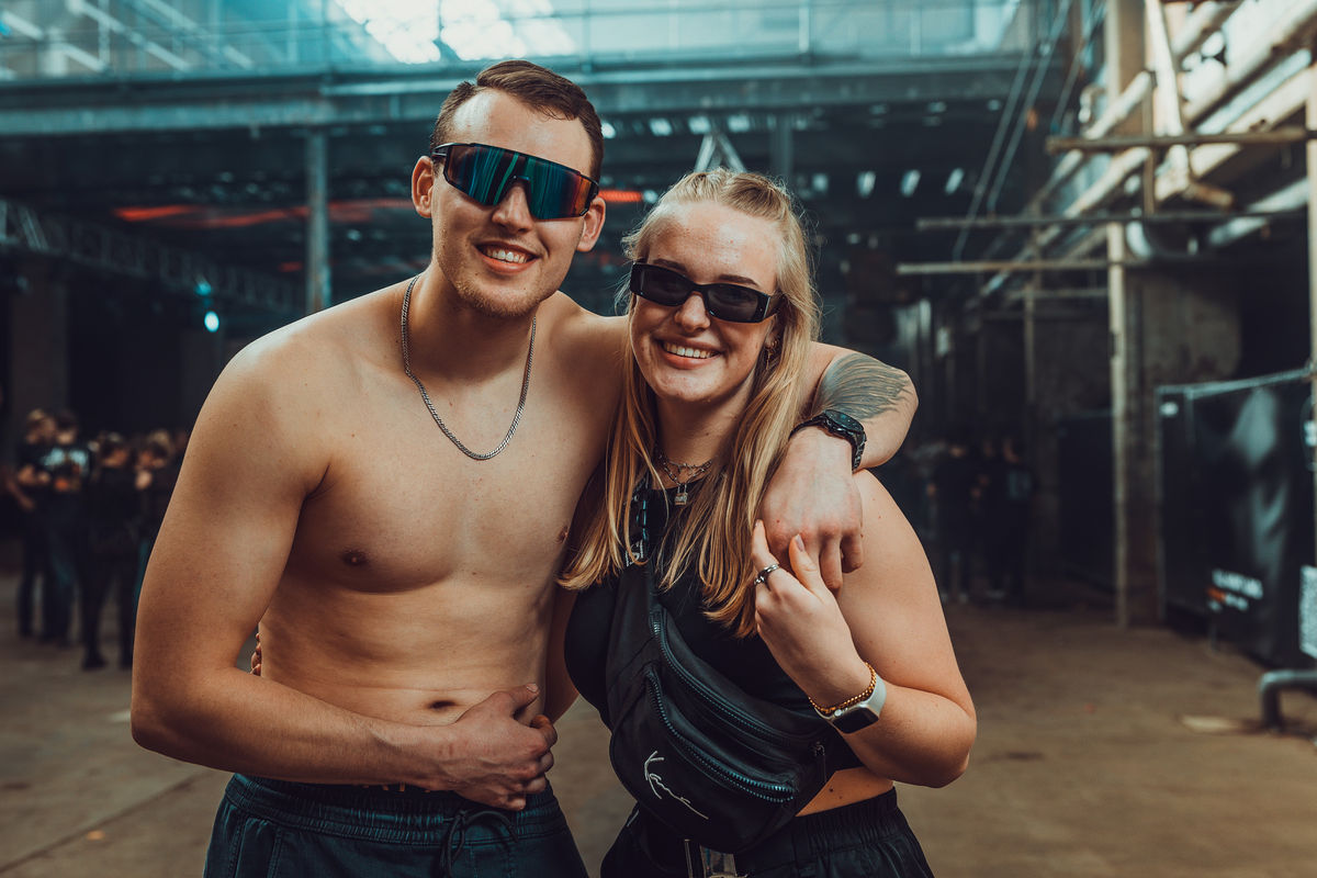 Loading... just a sec